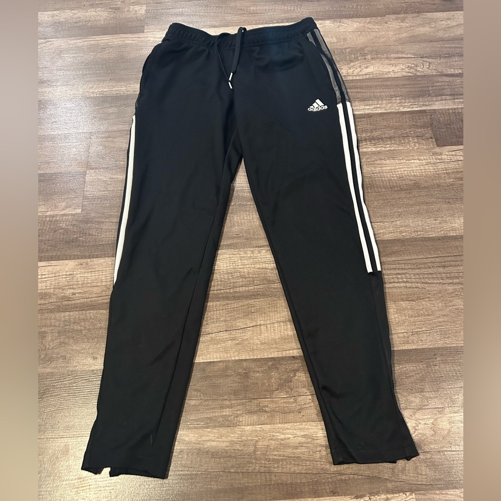 Women’s Adidas Sweatpants